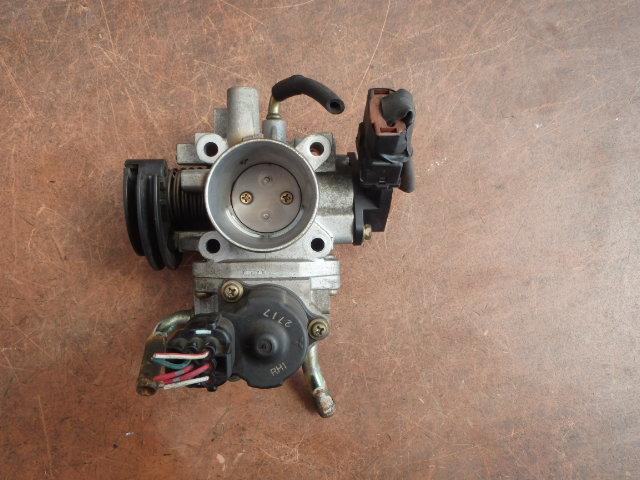 【中古】中古部品 eKワゴン H81W スロットルボディ 【3331010800-001712444720300】