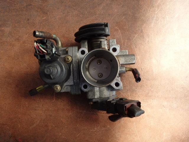 【中古】中古部品 eKワゴン H81W スロットルボディ 【3331010800-001590690620300】