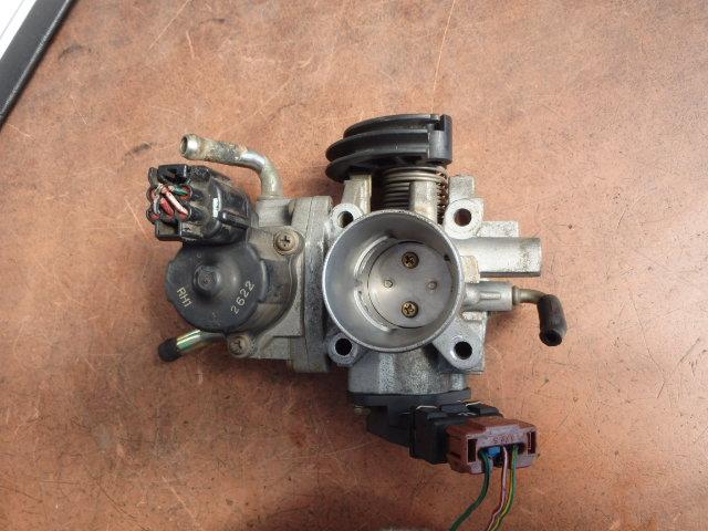 【中古】中古部品 eKワゴン H81W スロットルボディ 【3331010800-001673889520300】