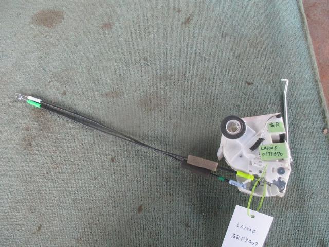 【中古】中古部品 ムーヴ LA100S 右リアドアロックソレノイド 【3340030100-017137000064570】