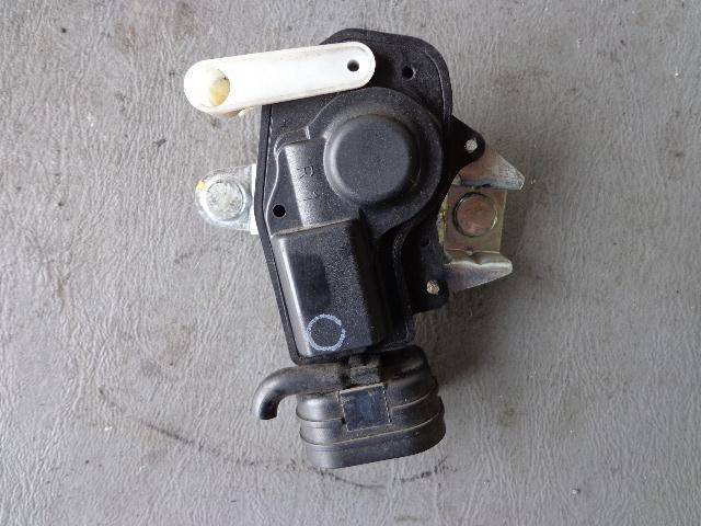 【中古】中古部品 ハイゼットアトレ S221G 右リアドアロックソレノイド 【3340080100-000924531764570】