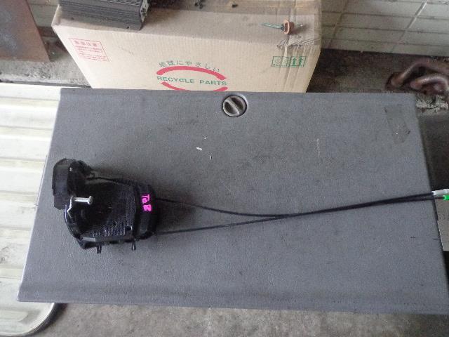 【中古】中古部品 ラクティス SCP100 右リアドアロックソレノイド 【3340080100-001168069564570】