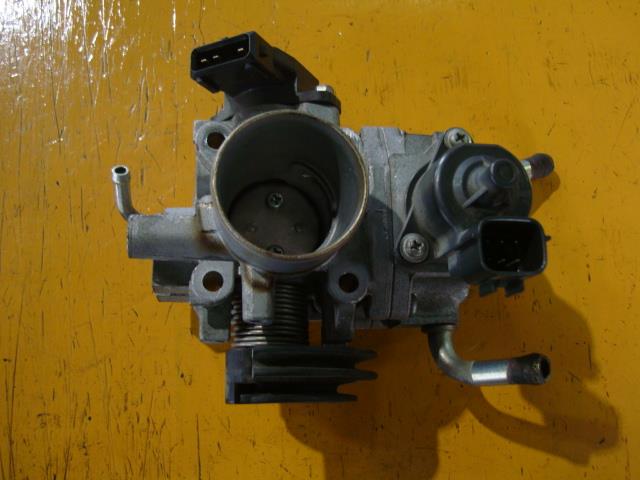 【中古】中古部品 eKワゴン H82W スロットルボディ 【3340220100-000223010220300】