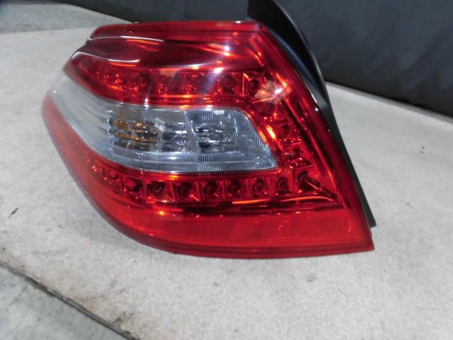 【中古】中古部品 ティアナ J32 左テールランプ 【3330810100-001478778515600】