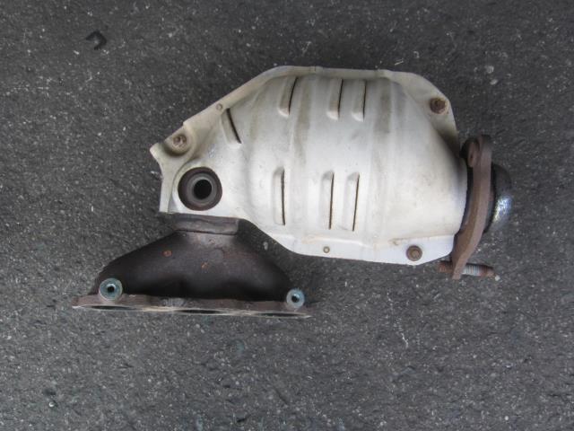 【中古】中古部品 アクティ HA8 エキゾーストマニホールド 【3340240100-202400004420160】