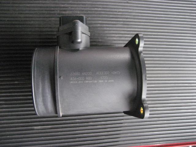 【中古】中古部品 プリメーラ WTP12 エアフロメーター 【3340240100-000921174560400】