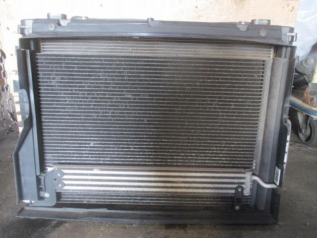 【中古】中古部品 BMW 5シリーズ NU25 ラジエータ 【3500080000-230712000320400】