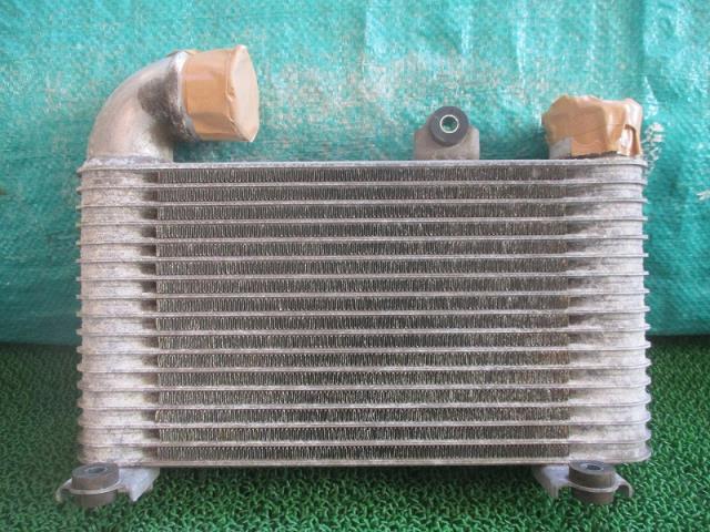 【中古】中古部品 ハイエース KDH223B インタークーラー 【3500080000-220716000720500】