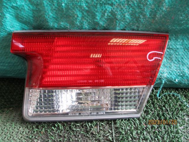 【中古】中古部品 サニー B15 右フィニッシャーパネル 【3500080000-230117001115210】