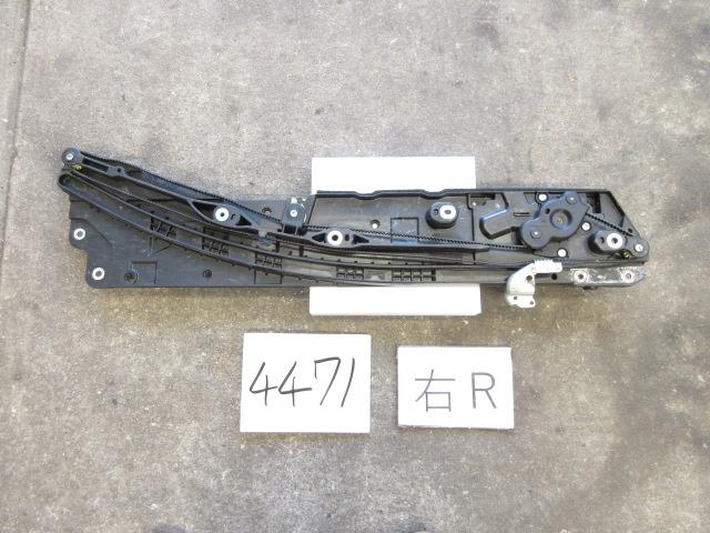 【中古】中古部品 エブリィ DA17W 右パワースライドドアモーター 【3500170000-230308501764650】