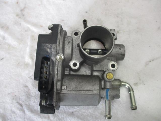 【中古】中古部品 NV100クリッパーリオ DR17W スロットルボディ 【3540020100-000006082120300】