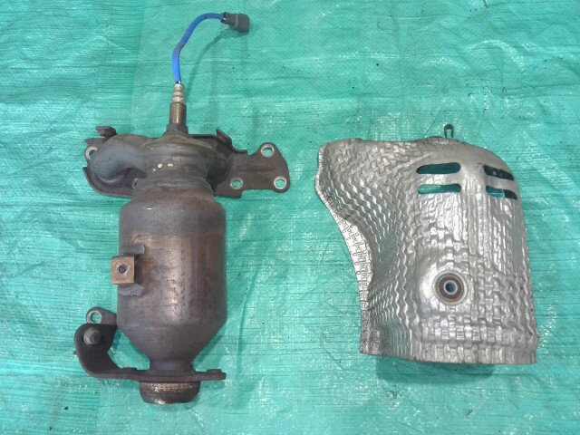 【中古】中古部品 ムーヴ LA100S エキゾーストマニホールド 【3310090100-202504072020160】