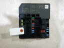 【中古】中古部品 キューブ Z12 ヒューズボックス 【3330810100-000213121067800】