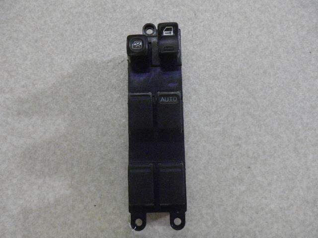 【中古】中古部品 セレナ VC24 パワーウインドウスイッチ 【3330810100-001182855661900】