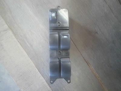 【中古】中古部品 アイ HA1W パワーウインドウスイッチ 【3340180100-250422000161900】