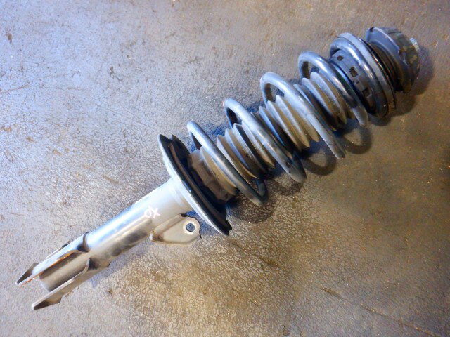 【中古】中古部品 シエンタ NSP170G 右フロントストラット 【3340140100-000025068050110】