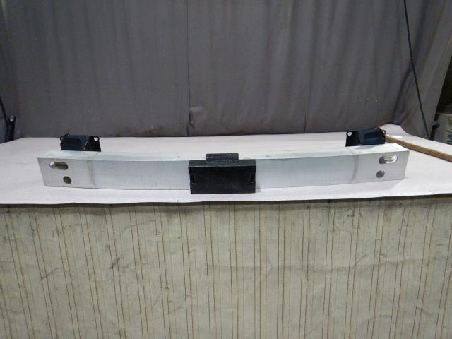 【中古】中古部品 ティアナ J31 フロントバンパーホースメント 【3330810100-001686003510120】