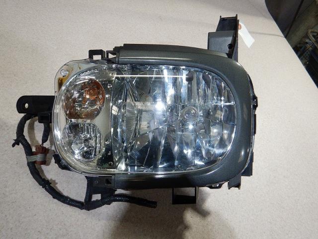 【中古】中古部品 キューブ BZ11 左ヘッドランプ 【3330810100-001658234610900】