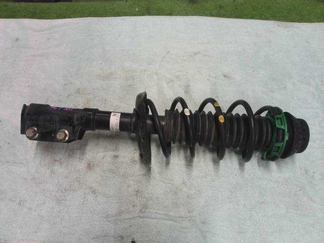 【中古】中古部品 フィット GK3 右フロントストラット 【3310200100-000021751150110】