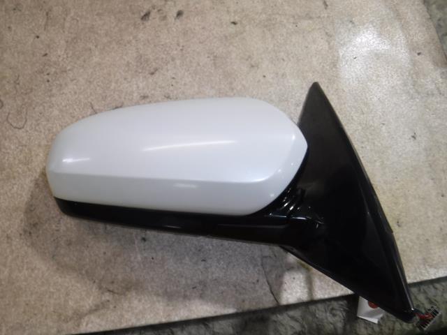 【中古】中古部品 ティアナ J31 右サイドミラー 【3330810100-001346443013500】