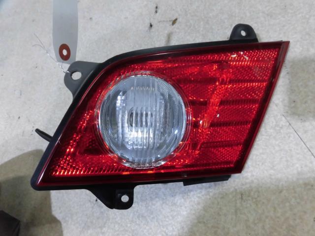 【中古】中古部品 フーガ PY50 リアフィニッシャーパネル 【3330810100-001476948315200】