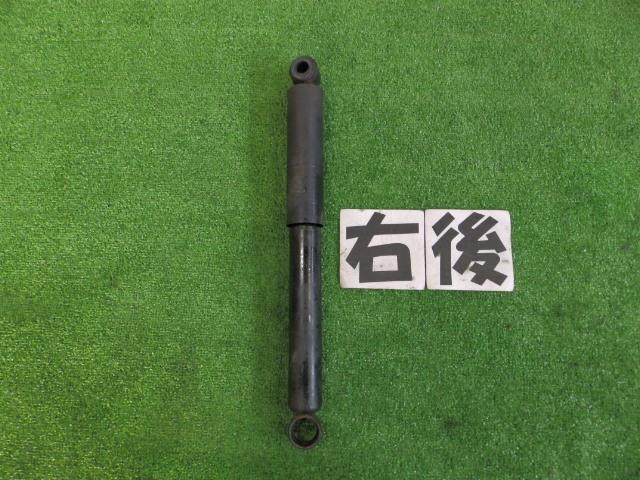 【中古】中古部品 ジムニー JA11V 右リアショックアブソーバー 【3260250000-000025052550700】