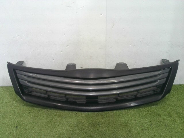 トヨタ サイ SAI AZK10 前期型 純正 フロントグリル　新車外し送料込み トヨタ サイ SAI AZK10 前期型 純正 フロントグリル 新車外し