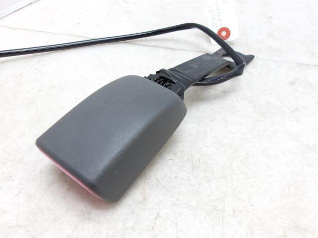 【中古】中古部品 タント L375S シートベルト 【3310250100-000253015177150】