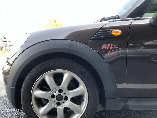 【中古】中古部品 BMW ミニ ML16 左フロントフェンダー 【3310070100-0000Y0767510700】