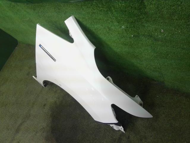【中古】中古部品 シャトル GP7 右フロントフェンダー 【3310540000-0000251437106...