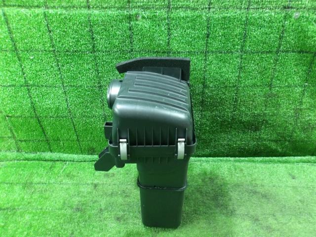 【中古】中古部品 ハイゼット S331V エアクリーナー 【3330420100-250416000529050】
