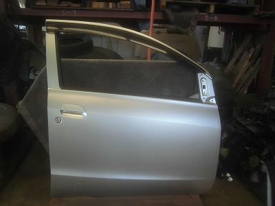 【中古】中古部品 ミラ L275S 右フロントドア 【3340180100-250509000113100】