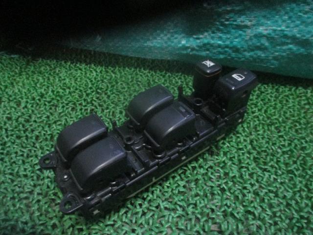 thum2