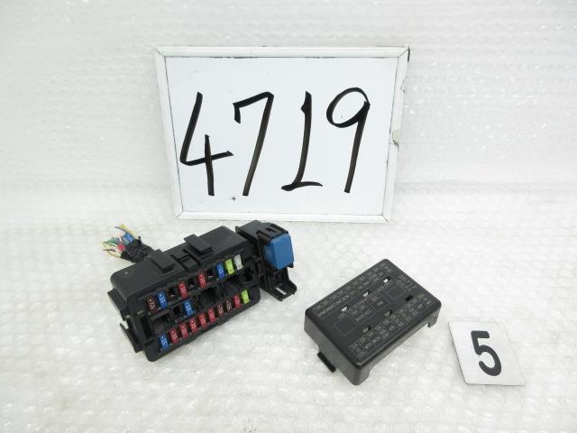 【中古】中古部品 エブリィ DA17V ヒューズボックス 【3500170000-250513504367800】