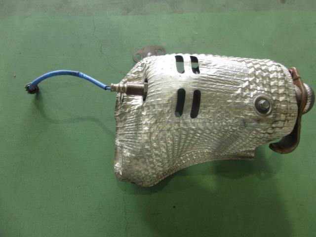 【中古】中古部品 ムーヴコンテ L575S エキゾーストマニホールド 【3310590000-000008887520160】