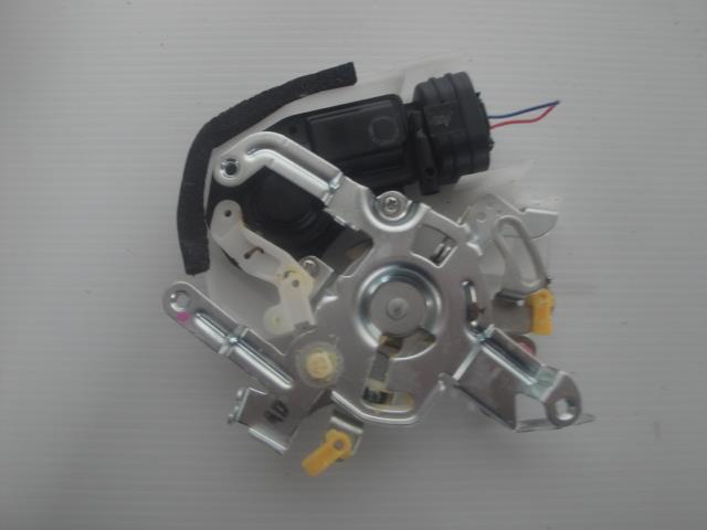 【中古】中古部品 タント L375S 左フロントドアロックソレノイド 【3100430000-250516000264560】