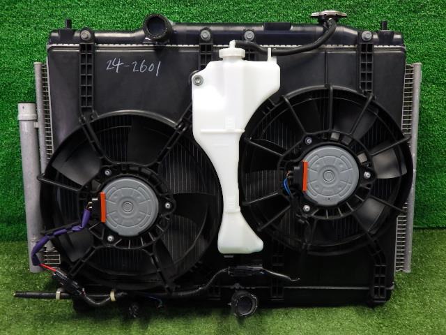 【中古】中古部品 フリード GB7 ラジエータ 【3330200100-242601000020400】