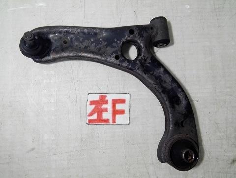 【中古】中古部品 ムーヴ L175S 左フロントロアアーム 【3310050100-001700615651740】