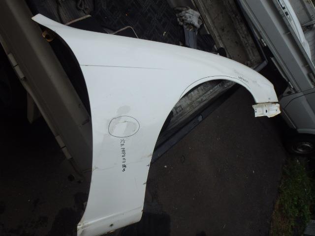 【中古】中古部品 シルビア S14 右フロントフェンダー 【3331010800-000023192610600】