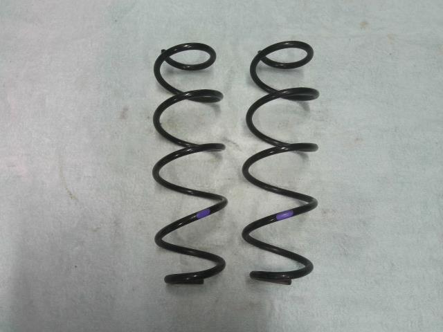 【中古】中古部品 eKワゴン B33W リアスプリングセット 【3310200100-000021740251400】