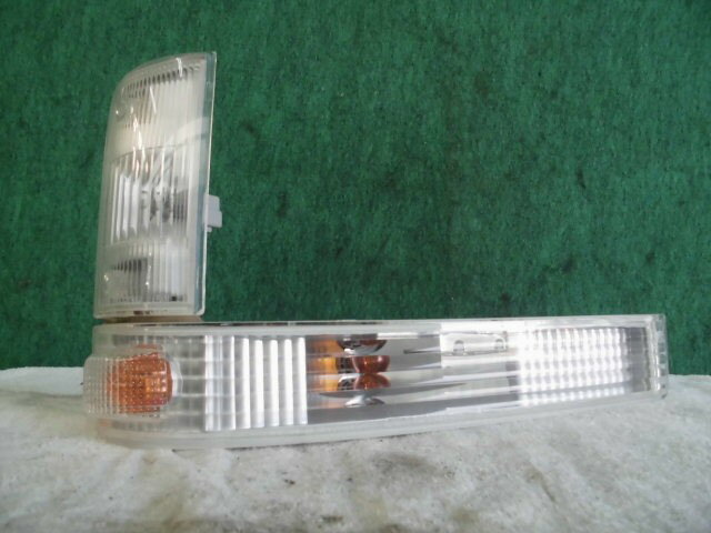 【中古】中古部品 アクティ HA4 右クリアランスランプ 【3310420000-000002352511000】