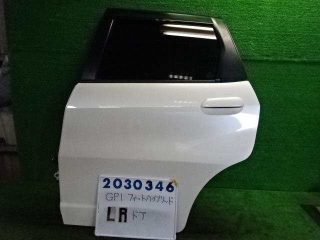 【中古】中古部品 フィット GP1 左リアドア 【3330980100-001618920813400】