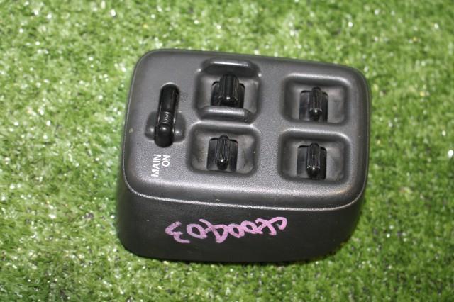 【中古】中古部品 ライフ JA4 パワーウインドウスイッチ 【3330950100-000040040361900】