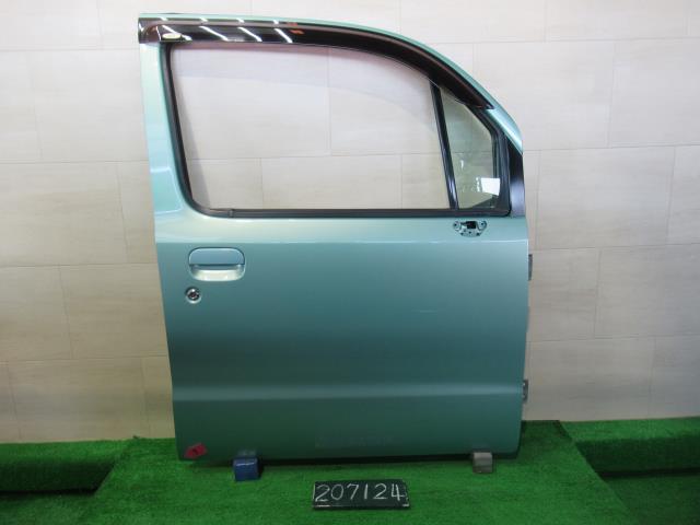 【中古】中古部品 ムーヴラテ L550S 右フロントドア 【3310120100-250522000513100】