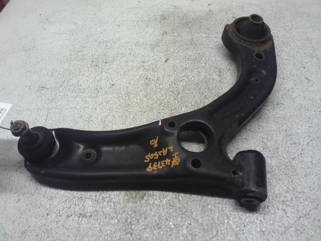 【中古】中古部品 キャスト LA250S 右フロントロアアーム 【3310160100-000004373951720】