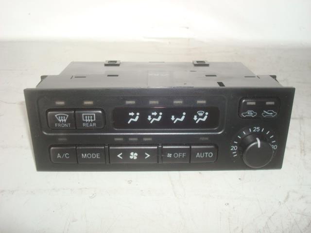 【中古】中古部品 マークII GX100 A/Cスイッチパネル 【3340220100-001338391760900】