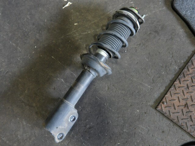 【中古】中古部品 ステラ RN1 右リアストラット 【3340140100-000025137250310】