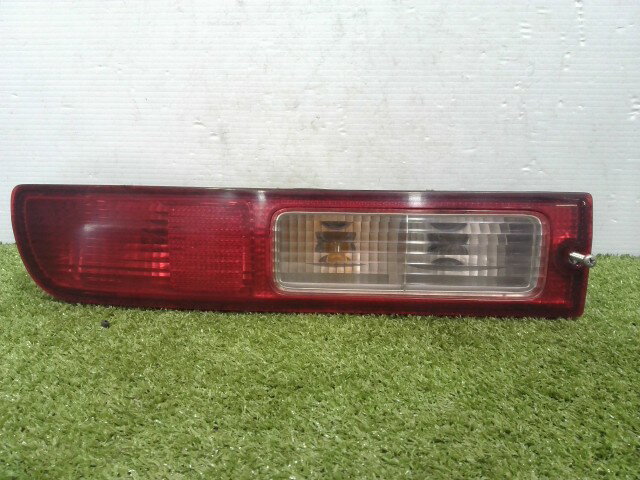 【中古】中古部品 ミニキャブ U61V 左テールランプ 【3310090100-202504098615600】