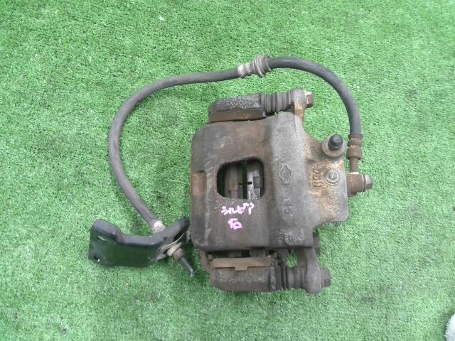 【中古】中古部品 シルビア S15 右フロントキャリパー 【3310200100-000016961244330】