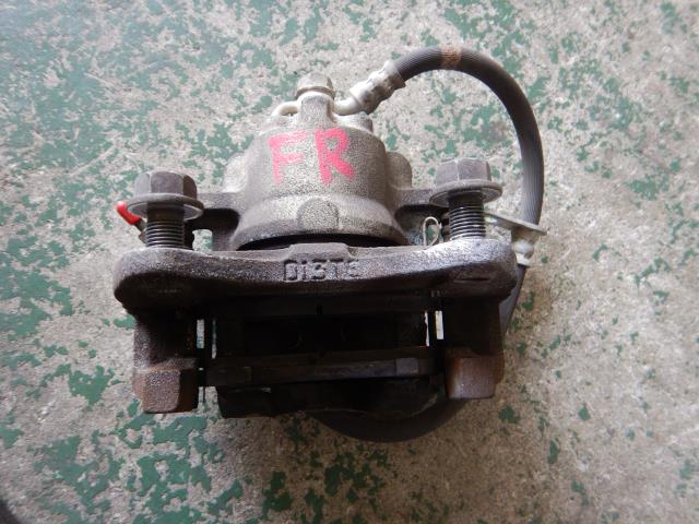 【中古】中古部品 タント LA600S 右フロントキャリパー 【3330810100-250527000144330】